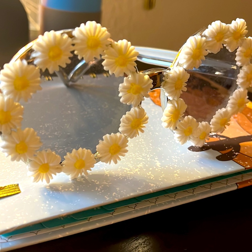 Daisy sunglasses - Picture 2 of 2